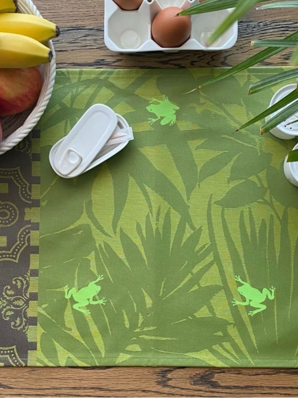 Le Jacquard Français Bahia 6 Placemats FROGS